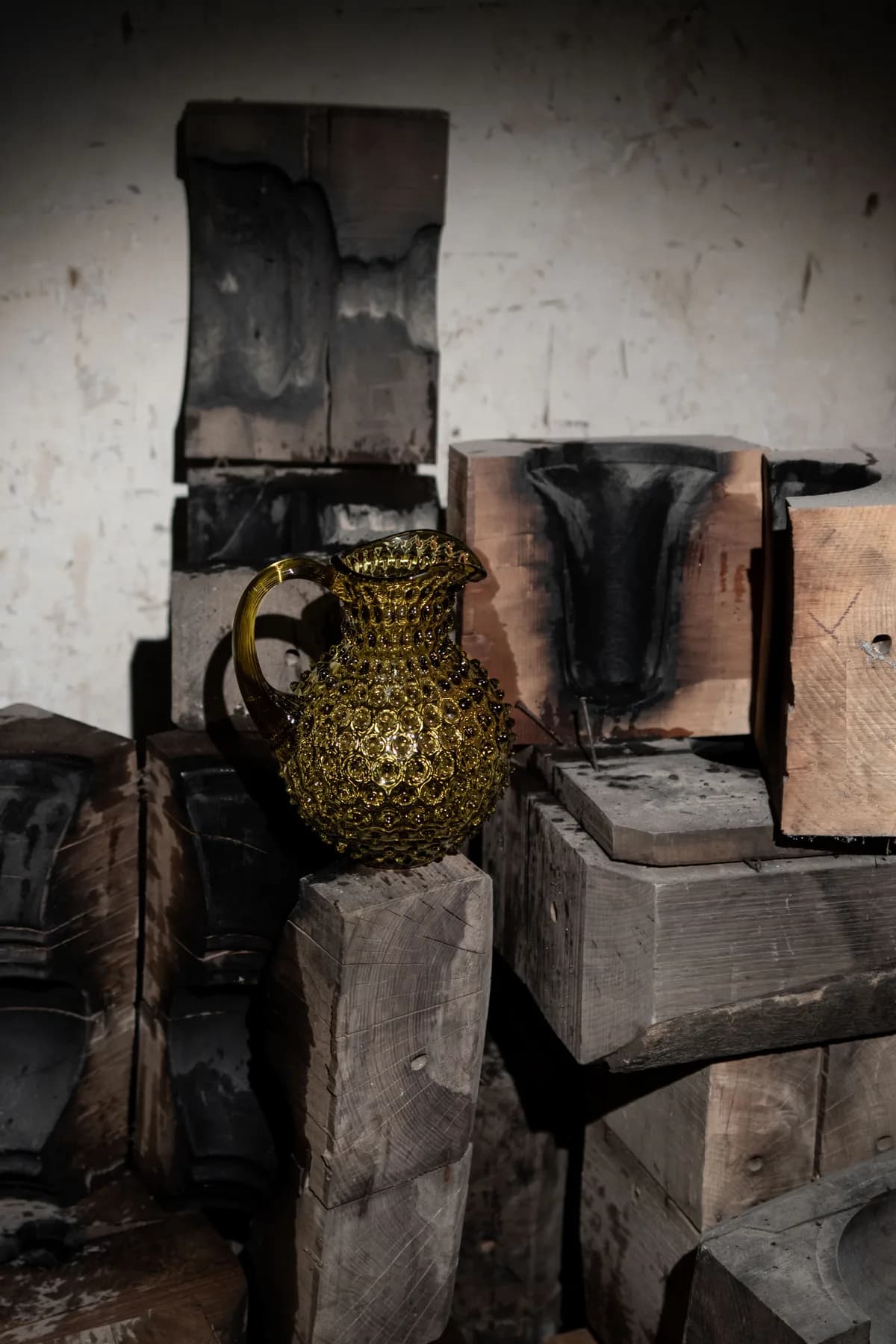 Black Smoke Hobnail Bardak — DSC04130.jpg
